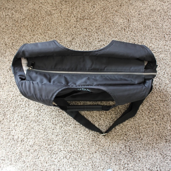 Thirty-One City Park Bag - Picture 4 of 13